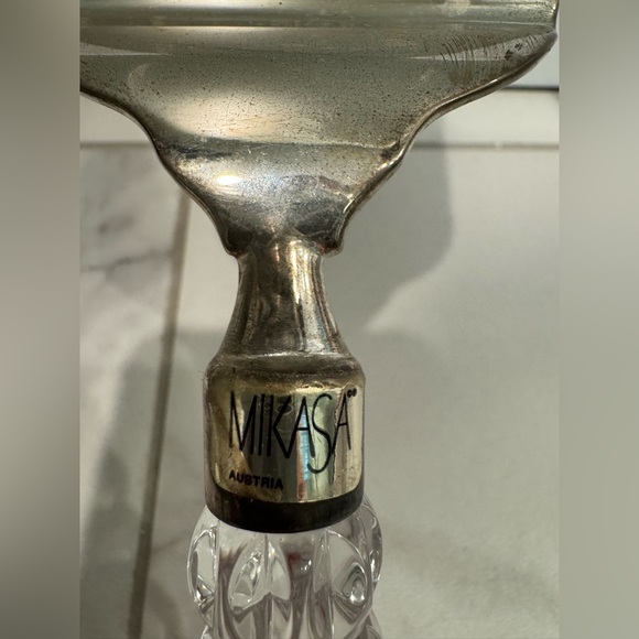 MIKASA Austria Silver Plate Lead Crystal Cake / Lasagna Server - Picture 2 of 4